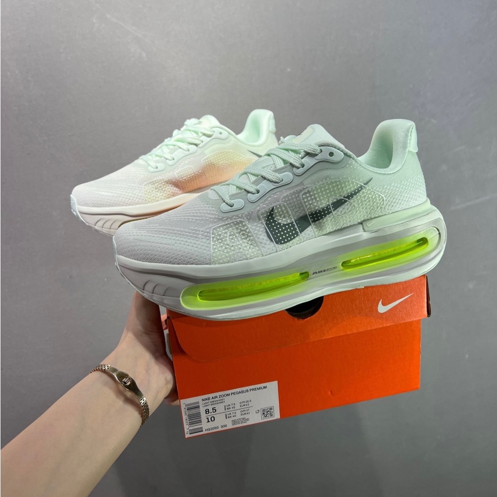 Nike Womens White and Neon Green Air-Cushion Sneakers